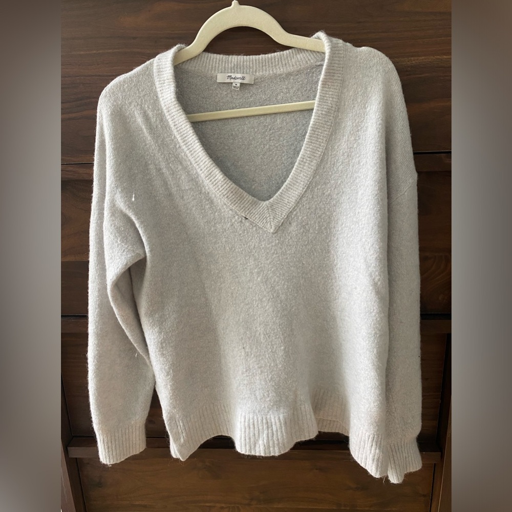 Madewell v neck knitted long sleeve top